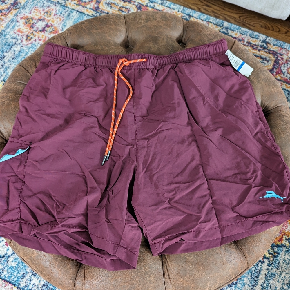 Tommy Bahama Naples Happy Go Cargo Shorts